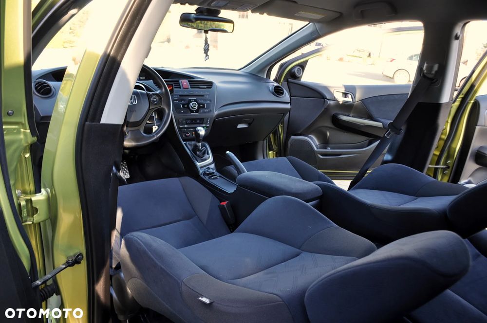 Honda Civic 1.4 i-VTEC - 33