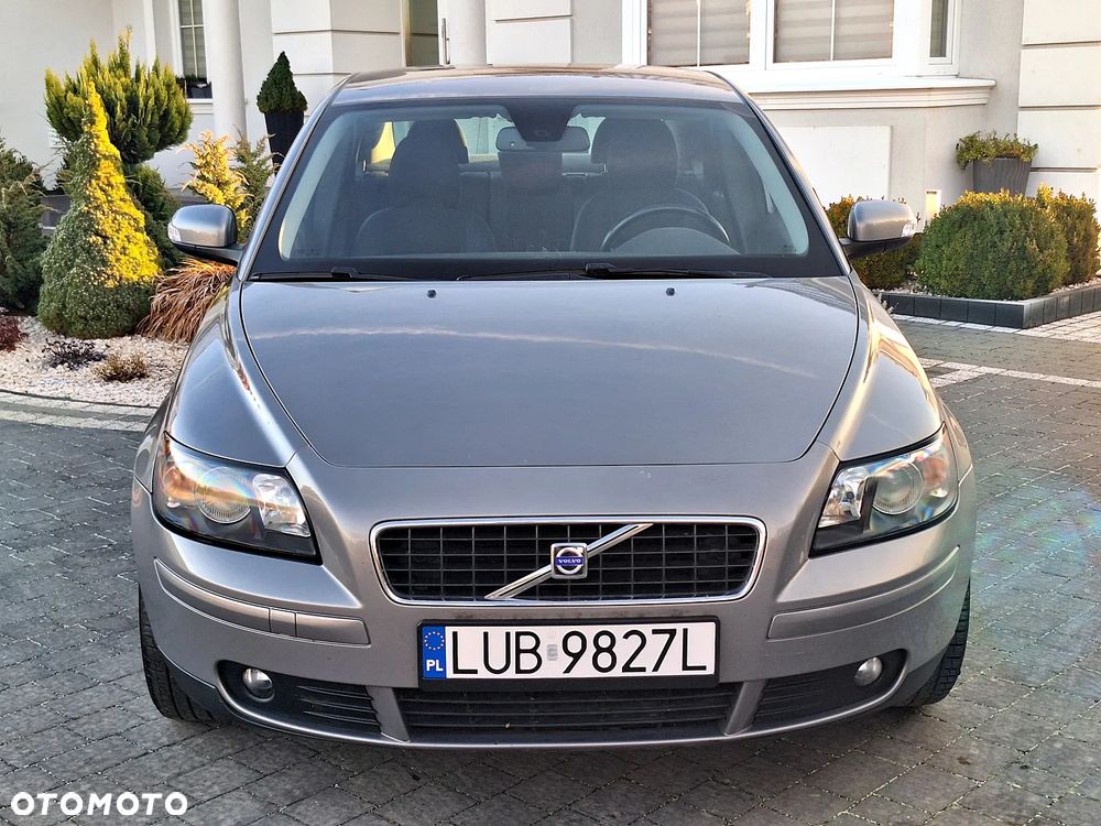 Volvo S40 1.8 Momentum - 4