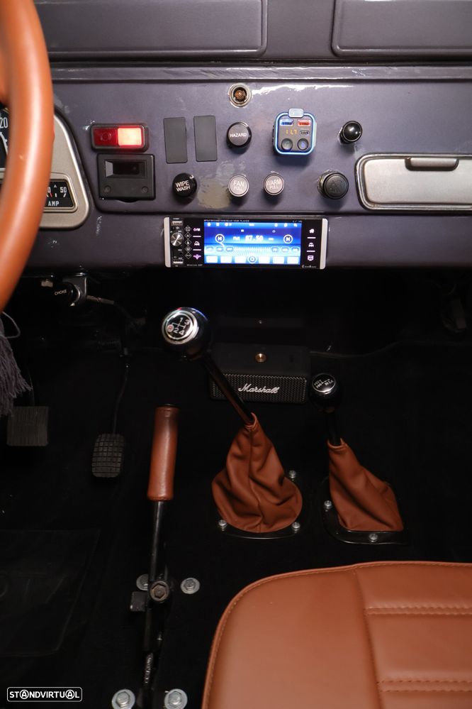 Toyota Land Cruiser - 10