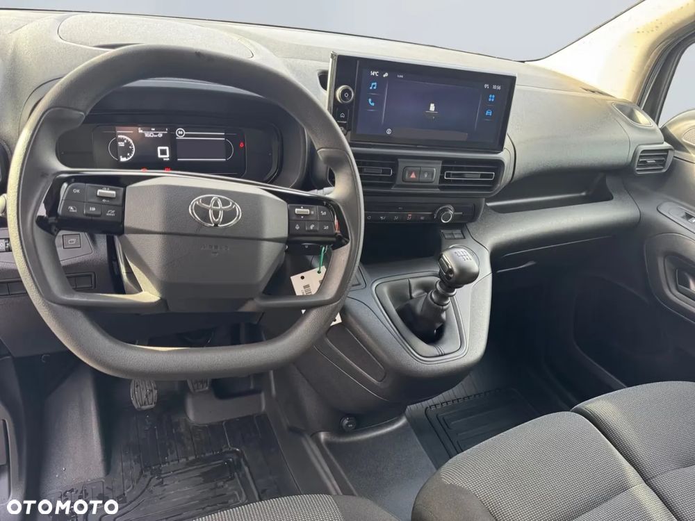 Toyota Proace City - 13