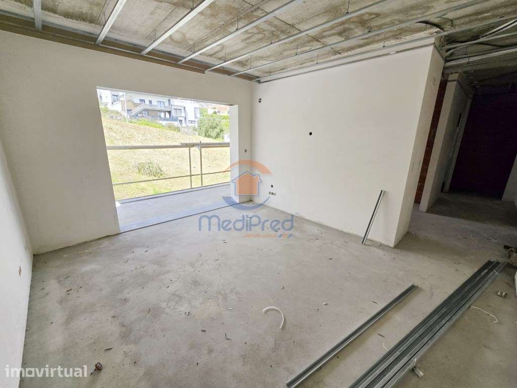 Moradia T4+1 em Construção | Casal de São Sebastião, Odivelas - Grande imagem: 5/12