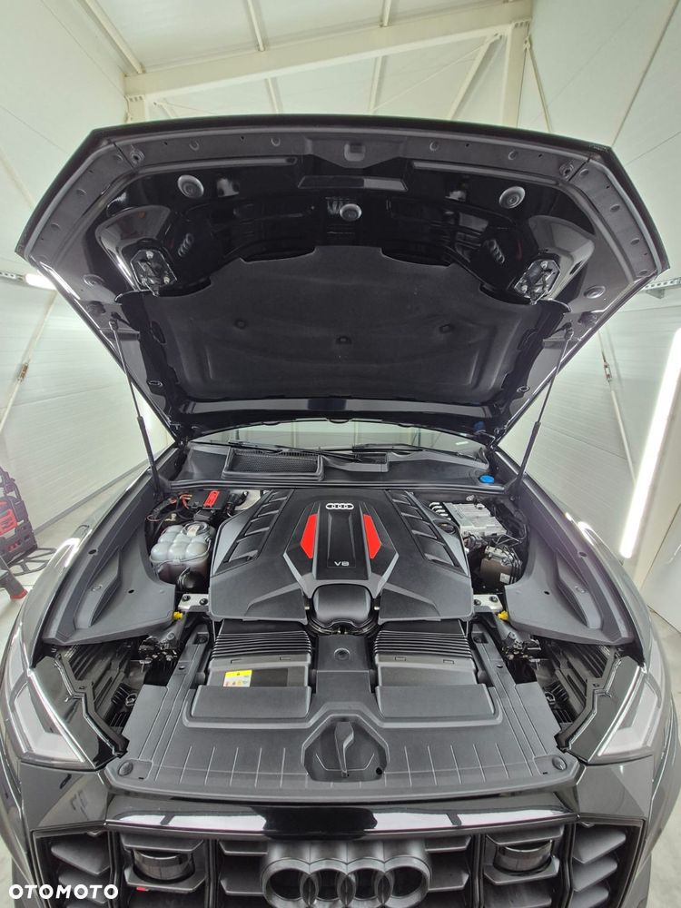 Audi SQ8 - 12