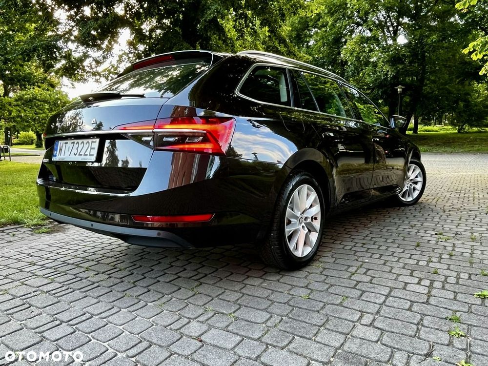 Skoda Superb 2.0 TDI SCR Ambition DSG - 13