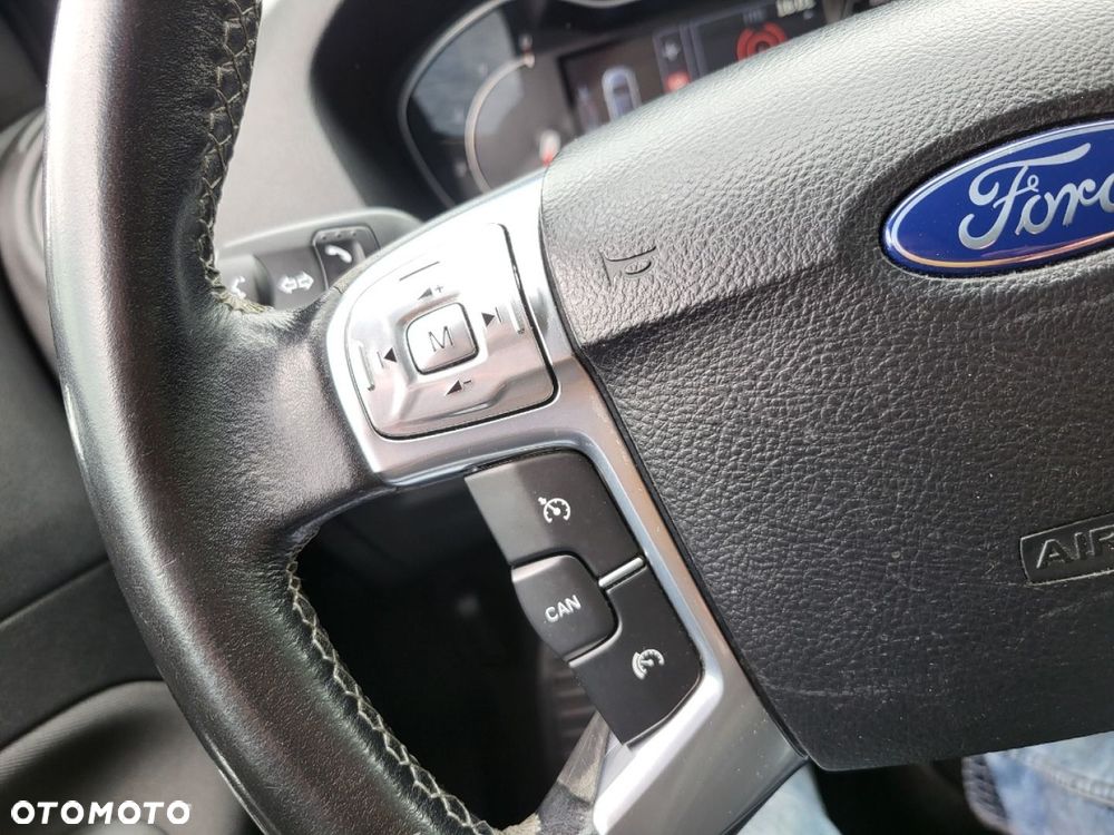 Ford Mondeo - 18