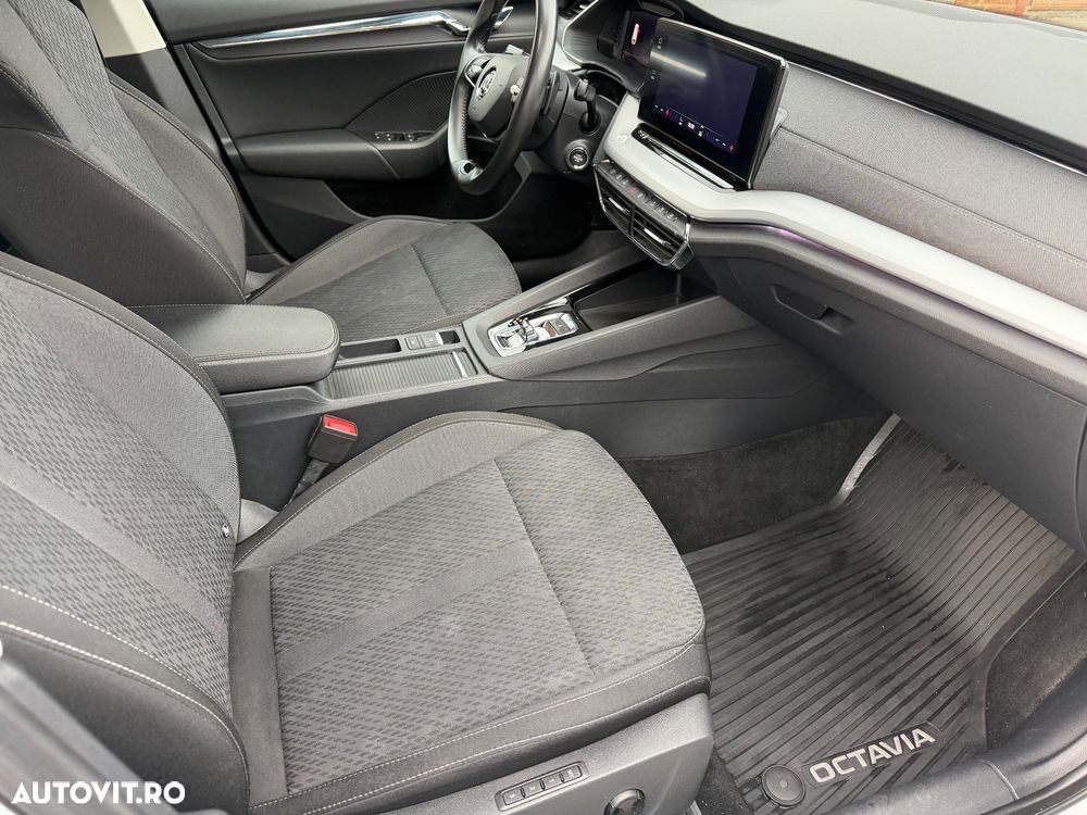 Skoda Octavia 2.0 TDI (Green tec) DSG Style - 17