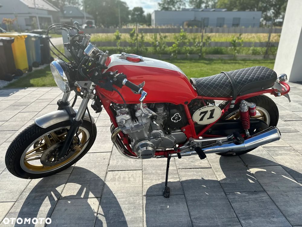 Honda CB - 22