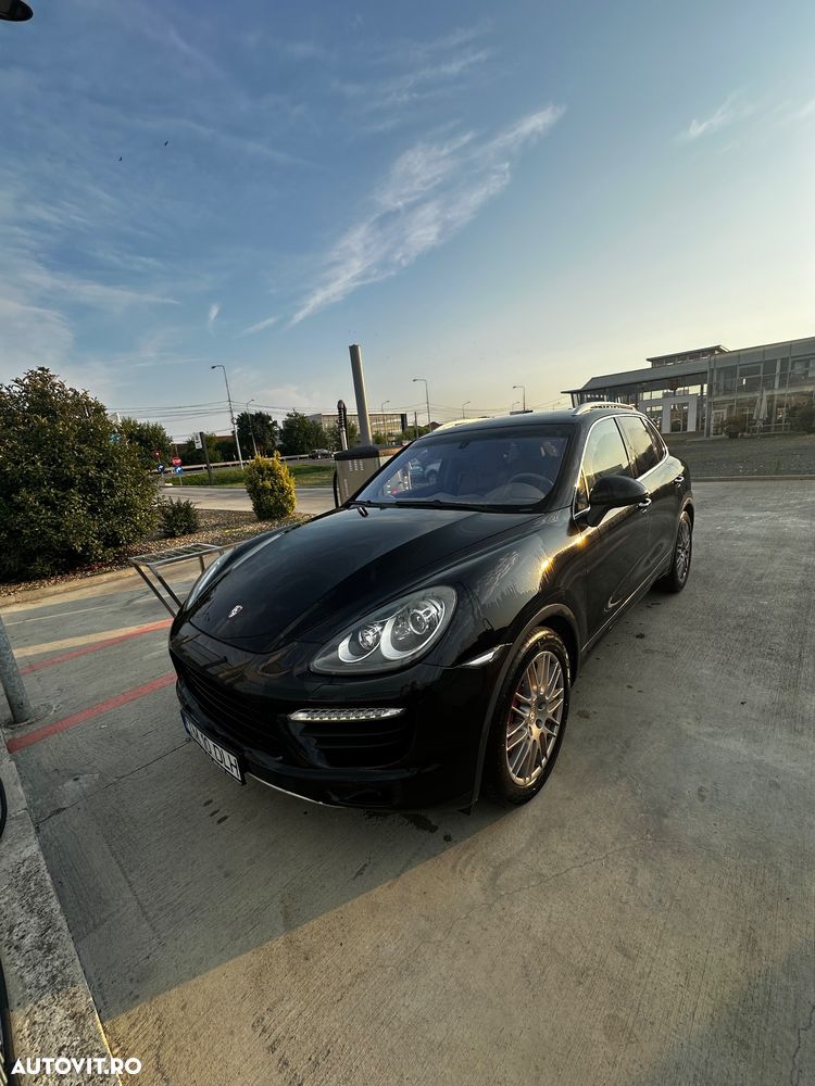Porsche Cayenne Turbo V8 4.8L Aut. - 27