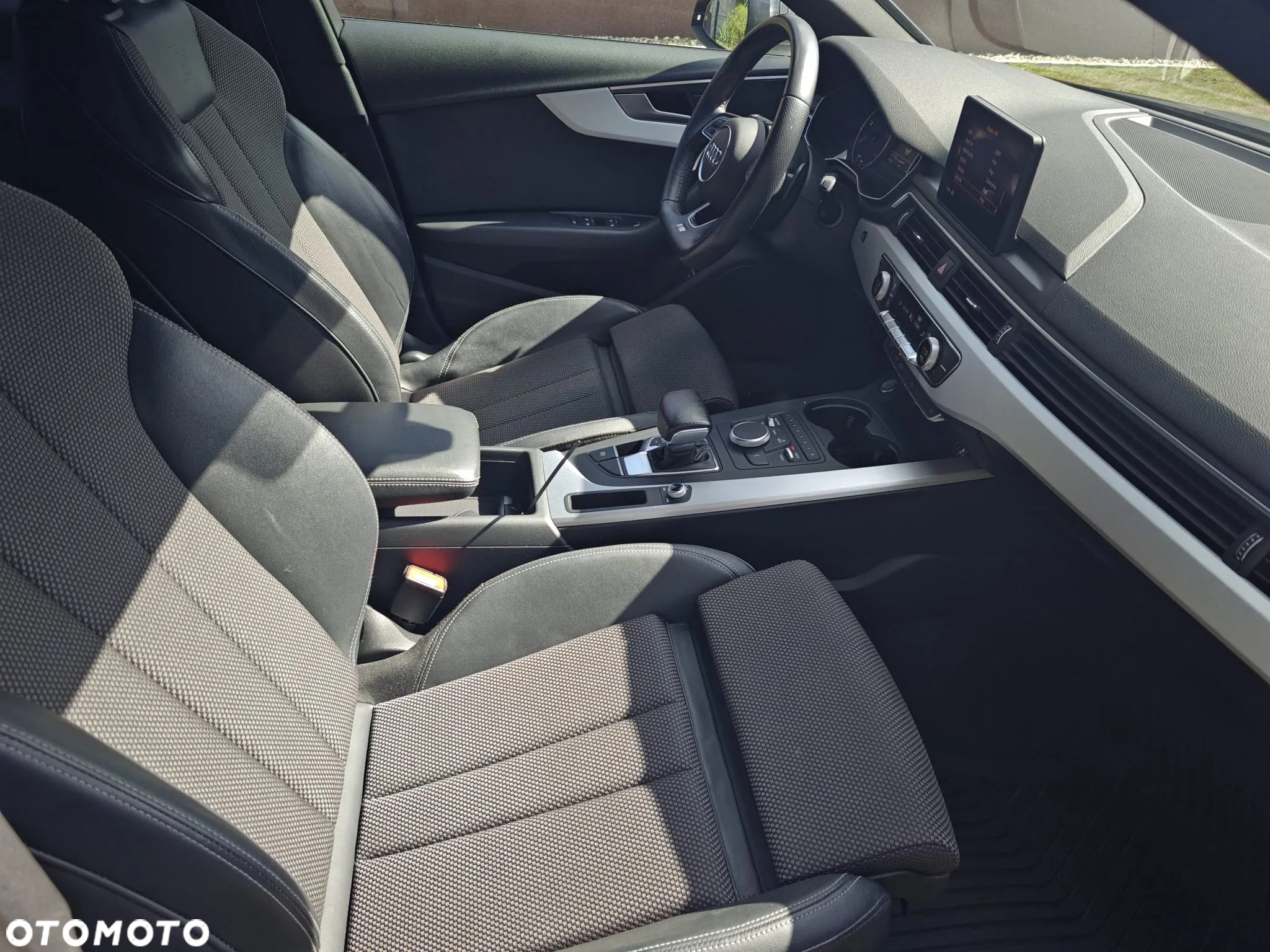 Audi A4 ver-2-0-tdi-sport-s-tronic - 14