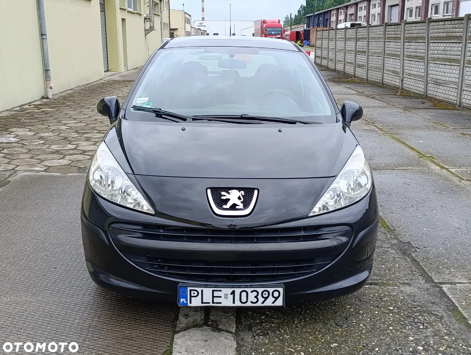 Peugeot 207 - 17