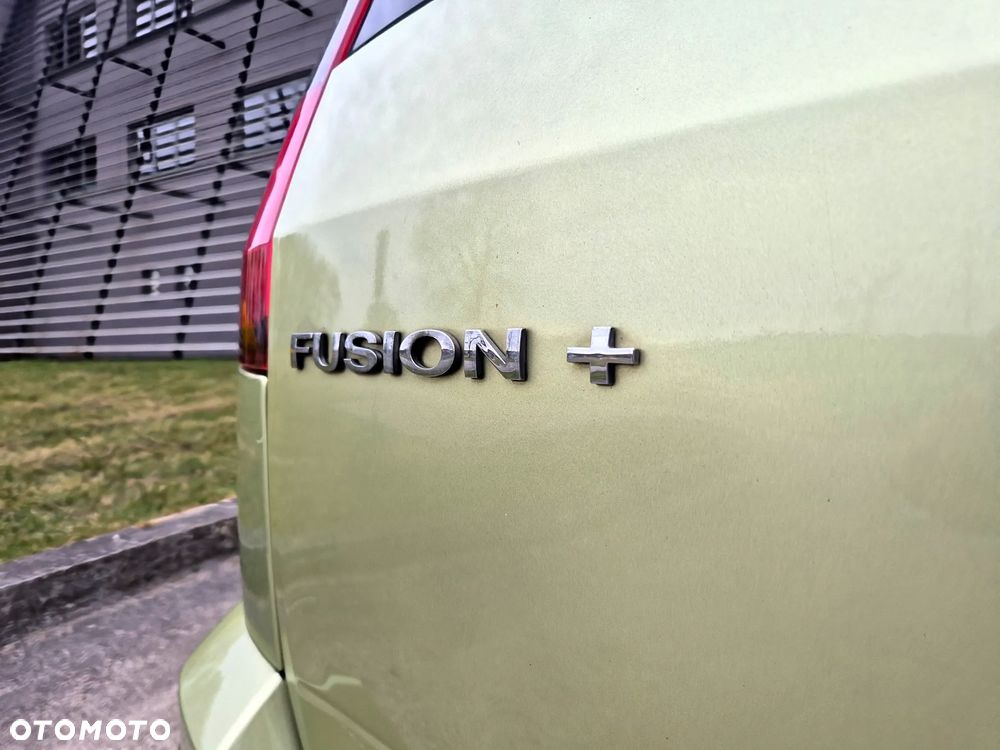 Ford Fusion 1.4 Ambiente - 27