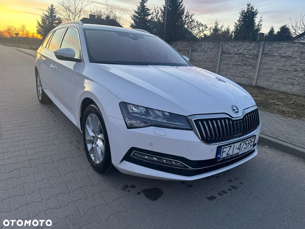 Skoda Superb 2.0 TDI Style DSG7 - 4