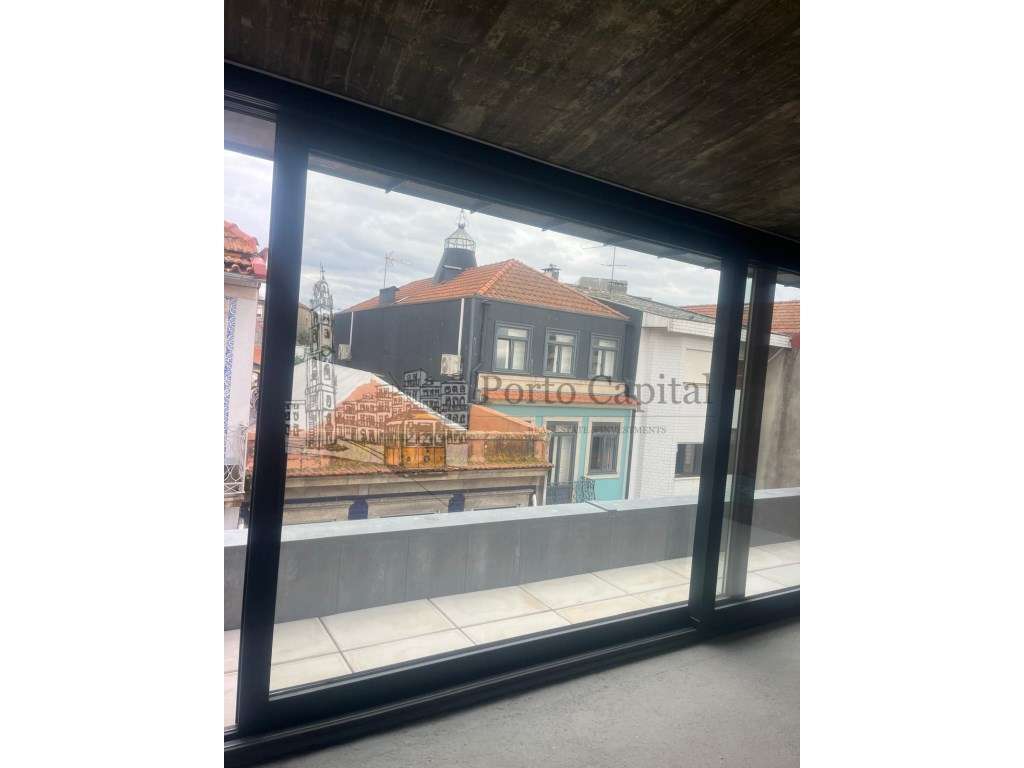 APARTAMENTO T1 BONJARDIM - Grande imagem: 4/20