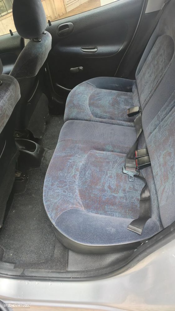 Peugeot 206 1.9 D XT - 1