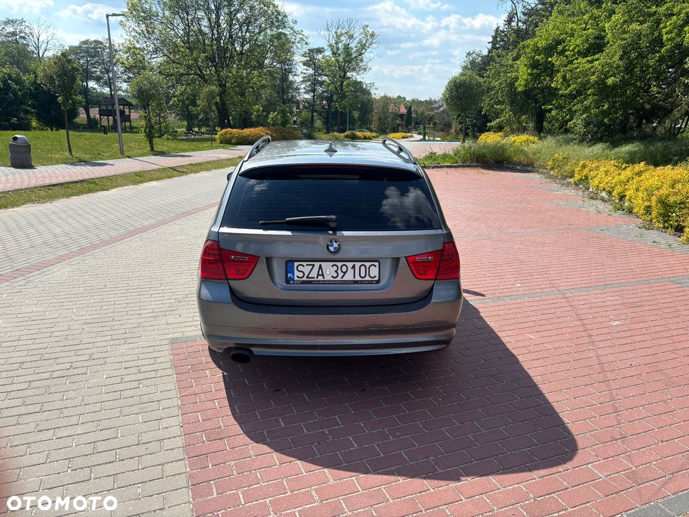 BMW Seria 3 318d - 5