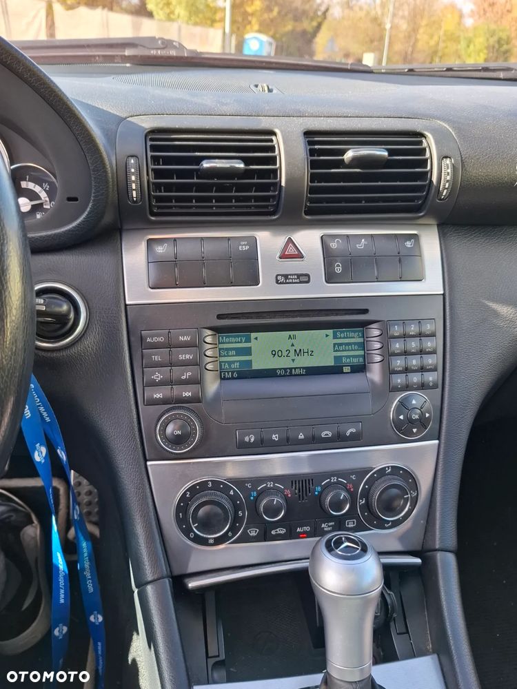 Mercedes-Benz Klasa C 180 Kompressor Automatik Elegance Sport Edition - 12