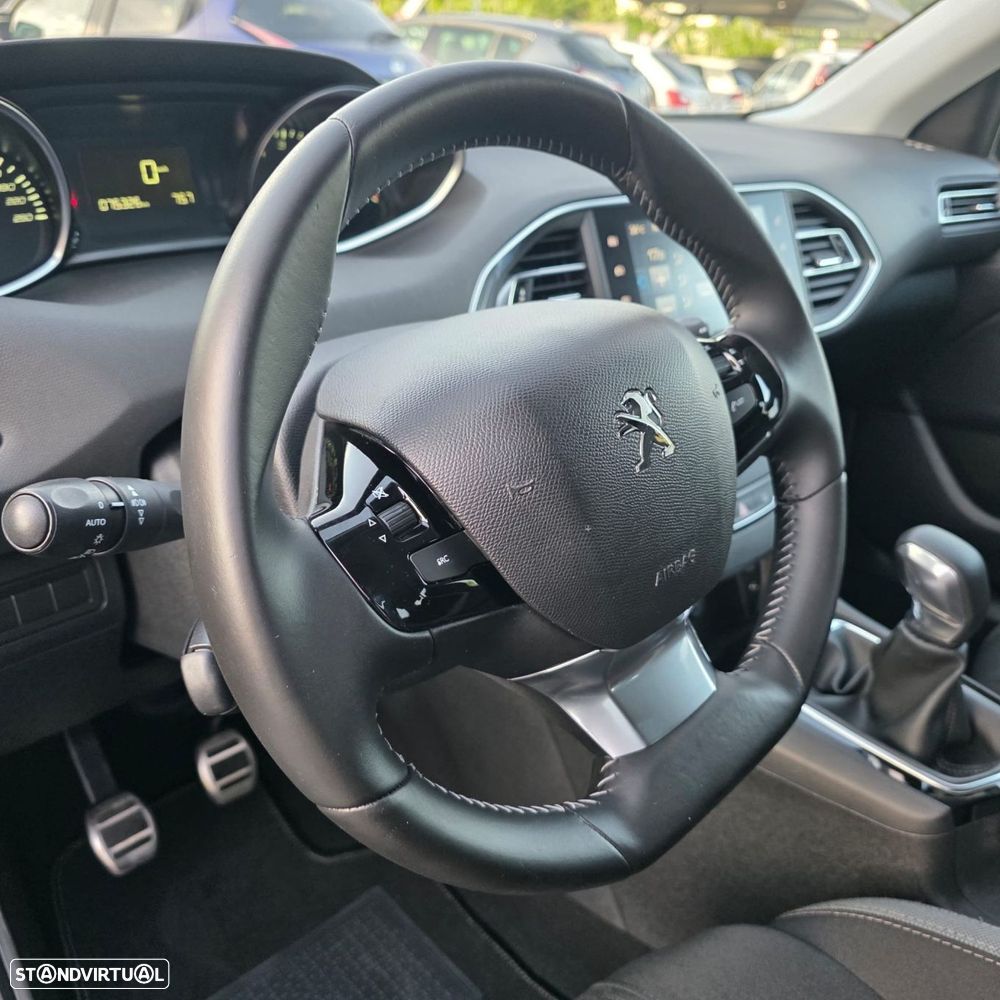 Peugeot 308 SW 1.6 BlueHDi Style J17 - 18
