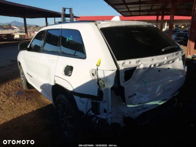 Jeep Grand Cherokee - 4