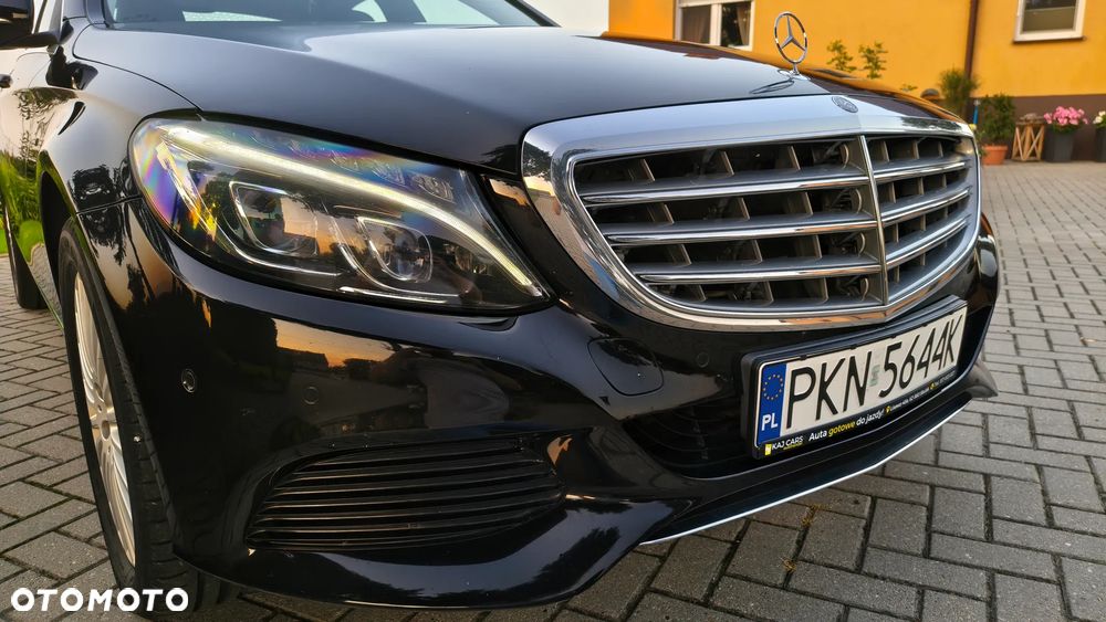 Mercedes-Benz Klasa C 200 7G-TRONIC Exclusive - 12