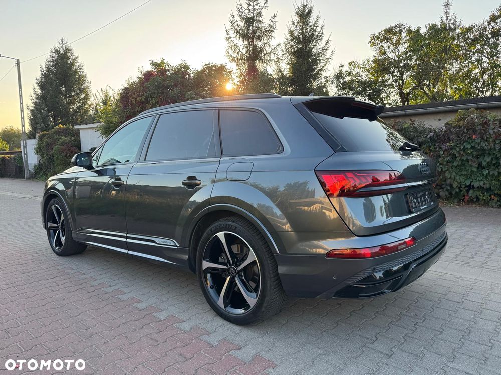 Audi Q7 55 TFSI e quattro tiptronic S line - 3