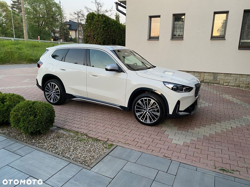 BMW X1 xDrive25i xLine - 19