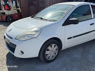 Renault CLIO - 1