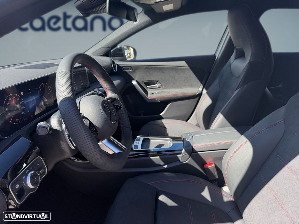 Mercedes-Benz A 250 e - 11