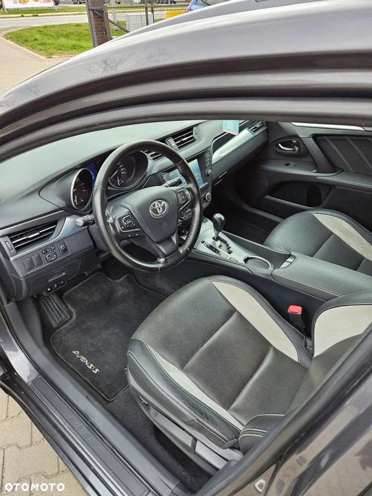 Toyota Avensis 1.8 Premium MS - 7