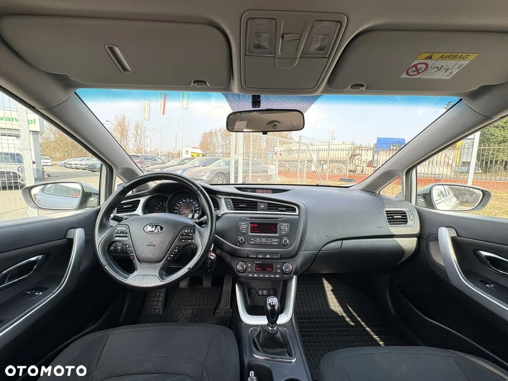 Kia Ceed 1.6 CRDi M - 21