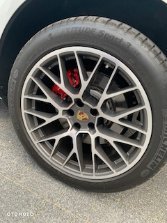Porsche Macan Turbo - 8
