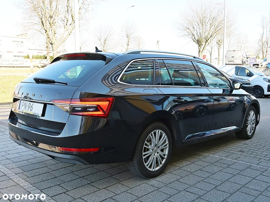 Skoda Superb 2.0 TDI DSG Style - 4