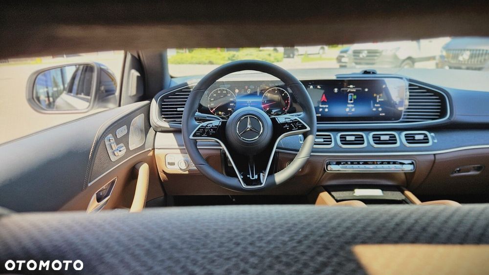 Mercedes-Benz GLE - 23