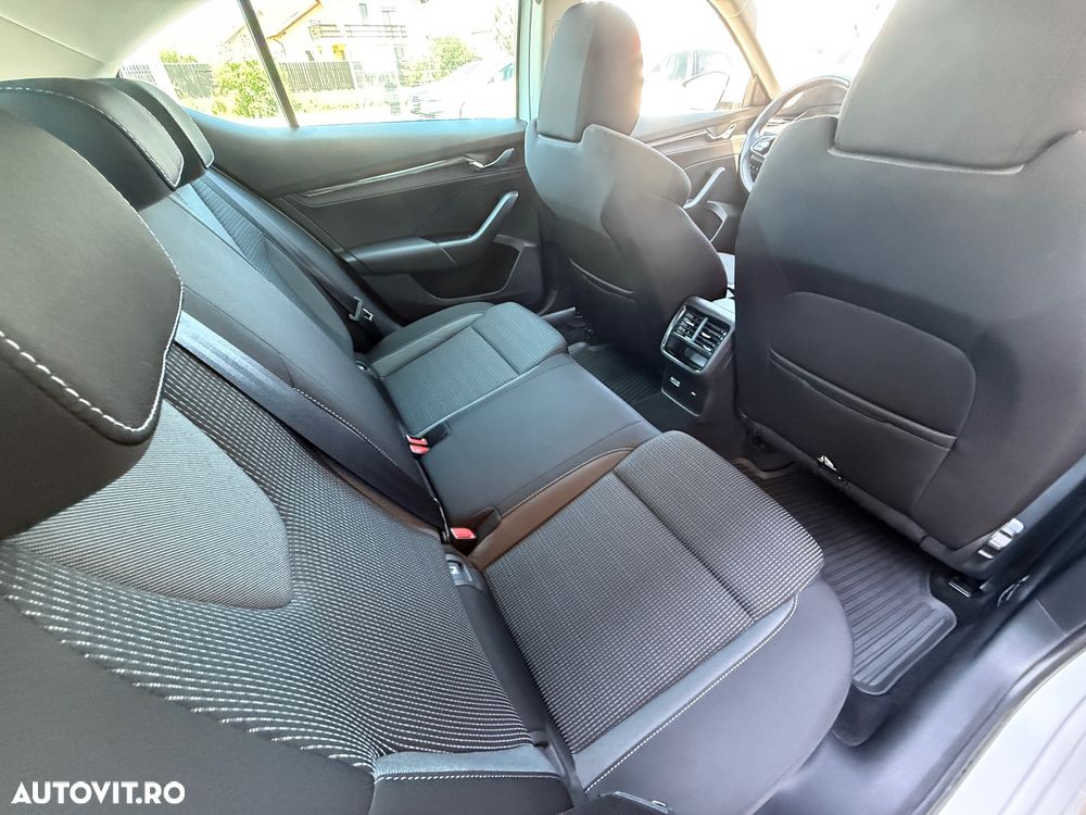 Skoda Octavia Combi 2.0 TDI Ambition - 14