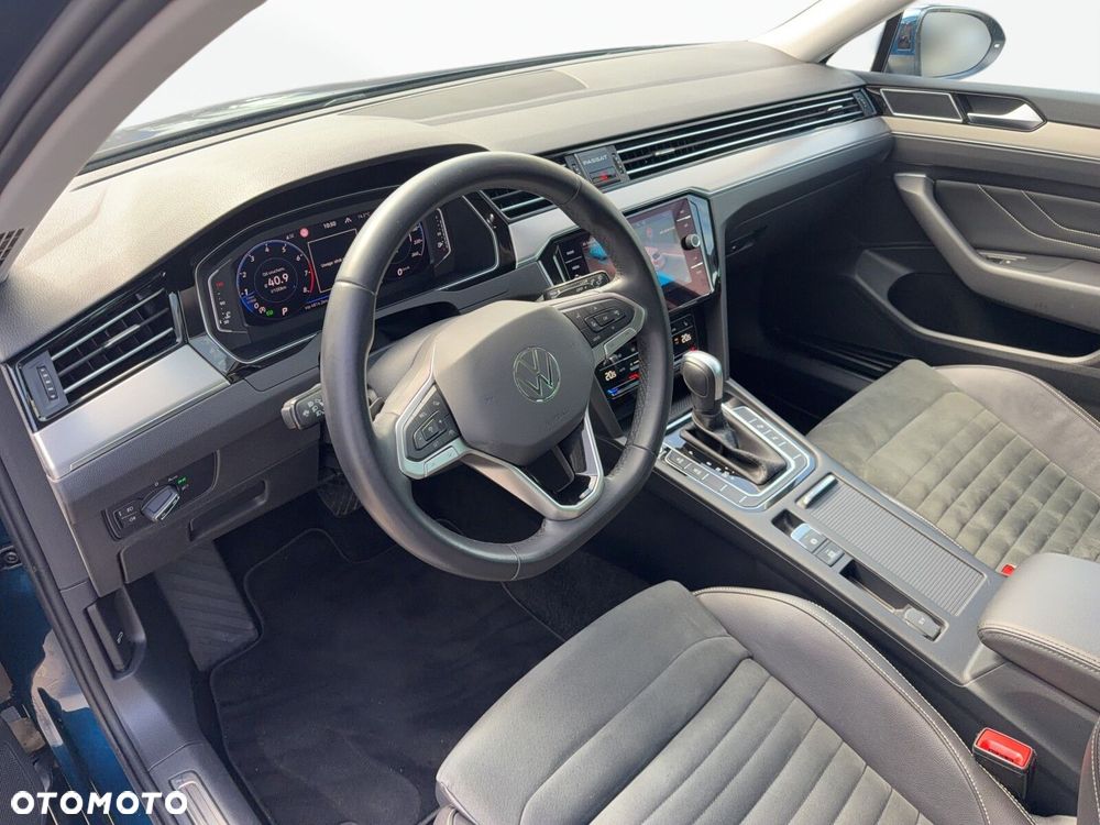 Volkswagen Passat Variant - 10