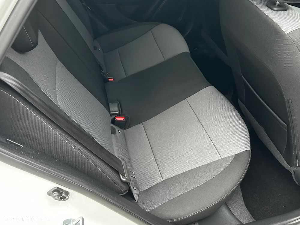 Hyundai i20 1.2 Passion Plus - 9