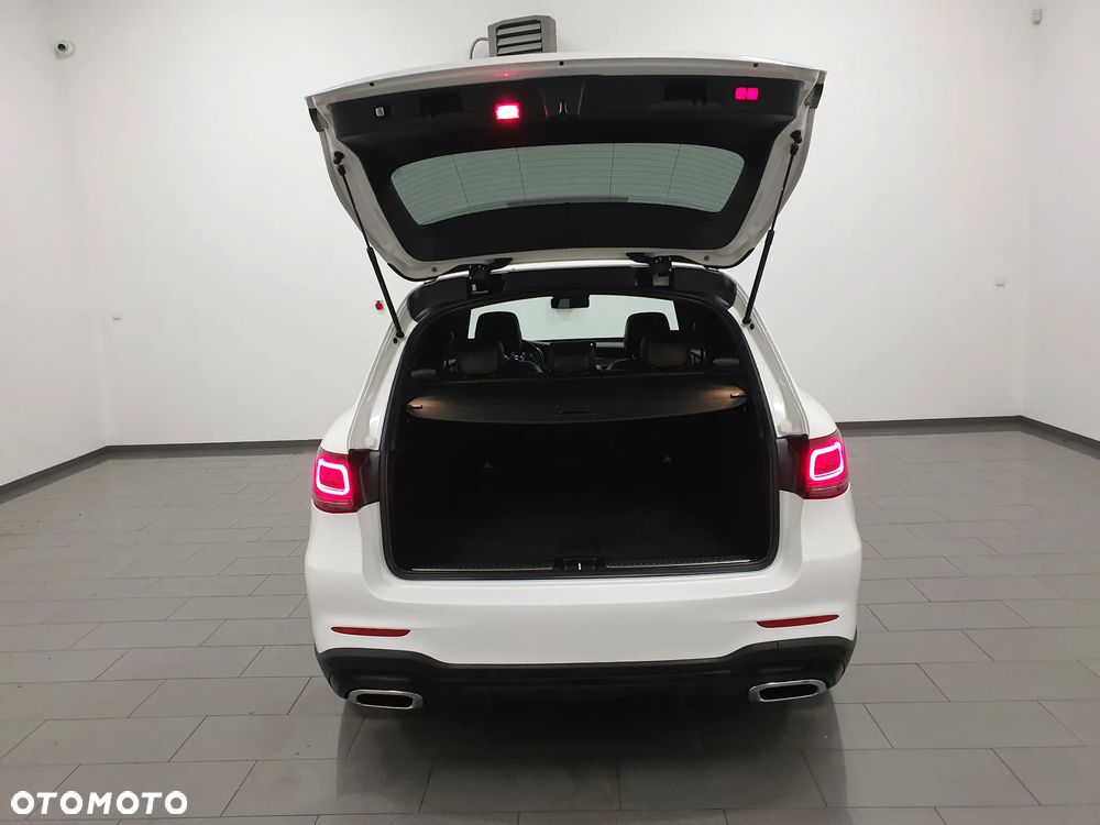 Mercedes-Benz GLC 220 d 4Matic 9G-TRONIC AMG Line Plus - 5