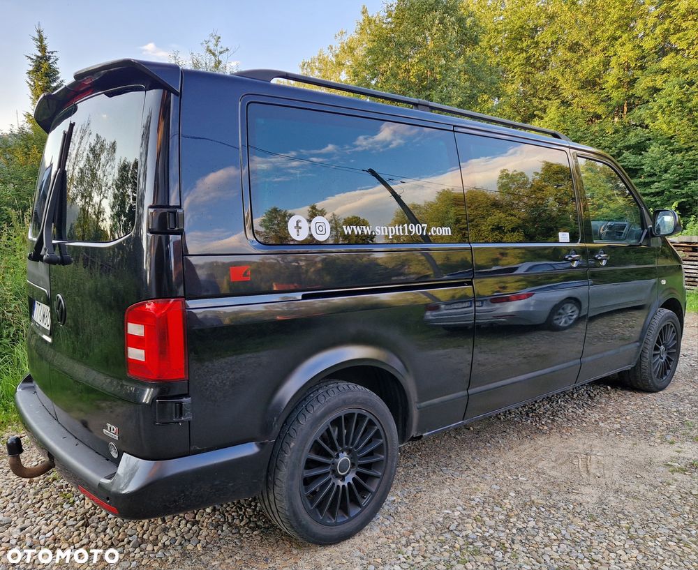 Volkswagen Caravelle - 4
