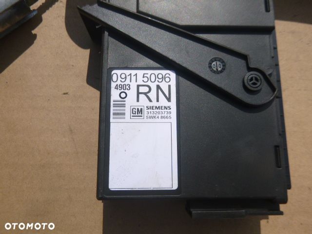 ZESTAW STARTOWY OPEL CORSA C 1.0 BOSCH 0261206072 - 9