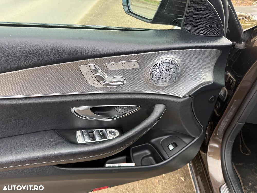 Mercedes-Benz E 220 d 4MATIC Aut. - 9
