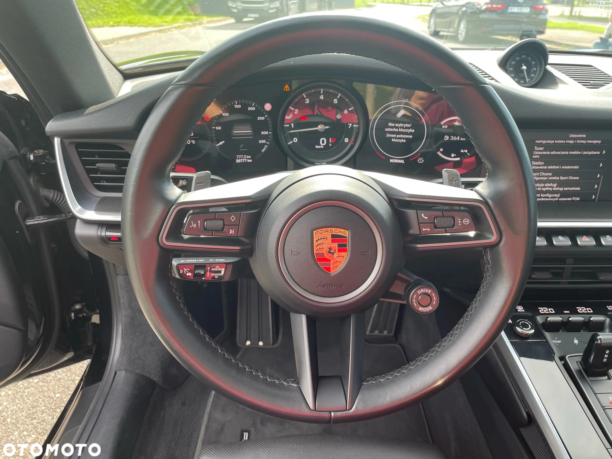 Porsche 911 Carrera 4S - 18