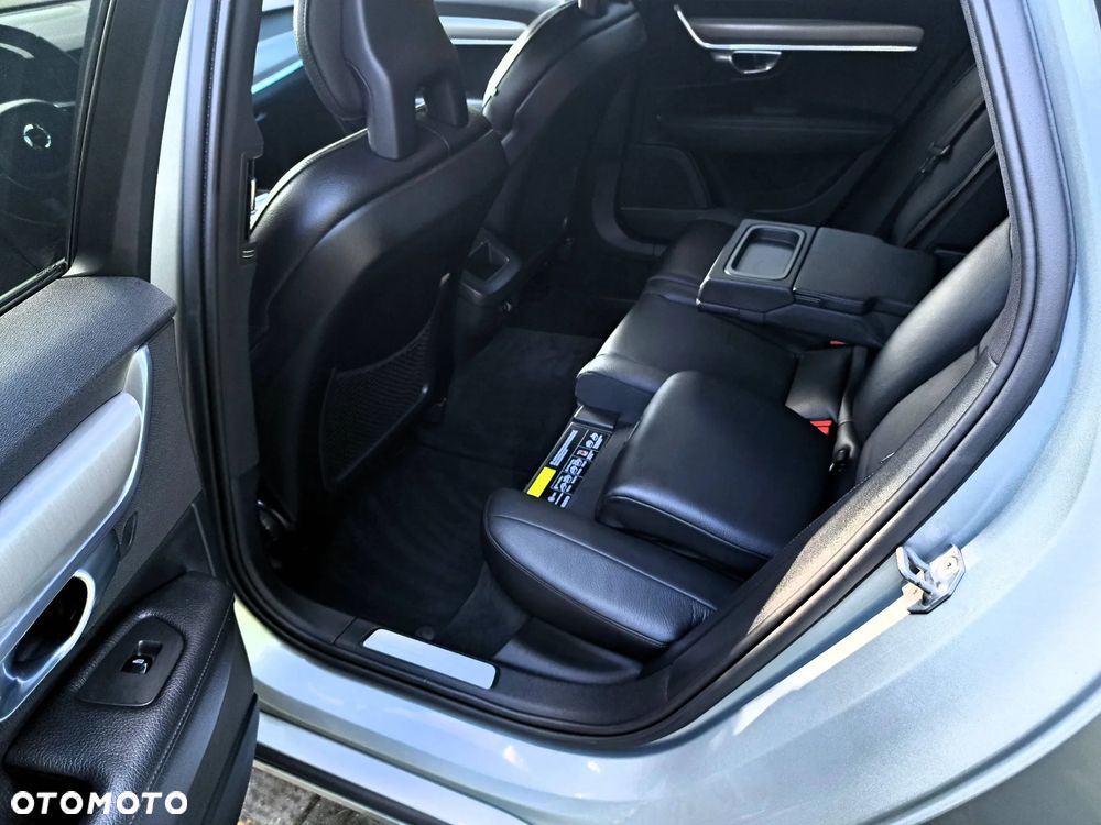 Volvo S90 D3 Momentum - 21