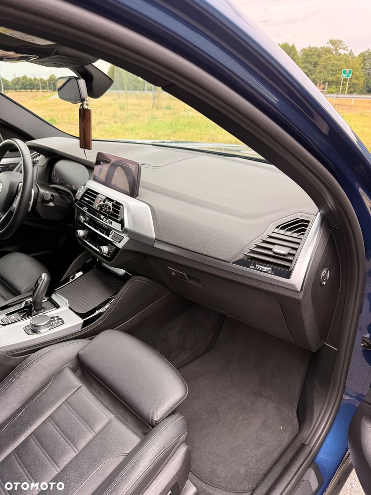 BMW X4 xDrive20i GPF Business Edition sport - 20