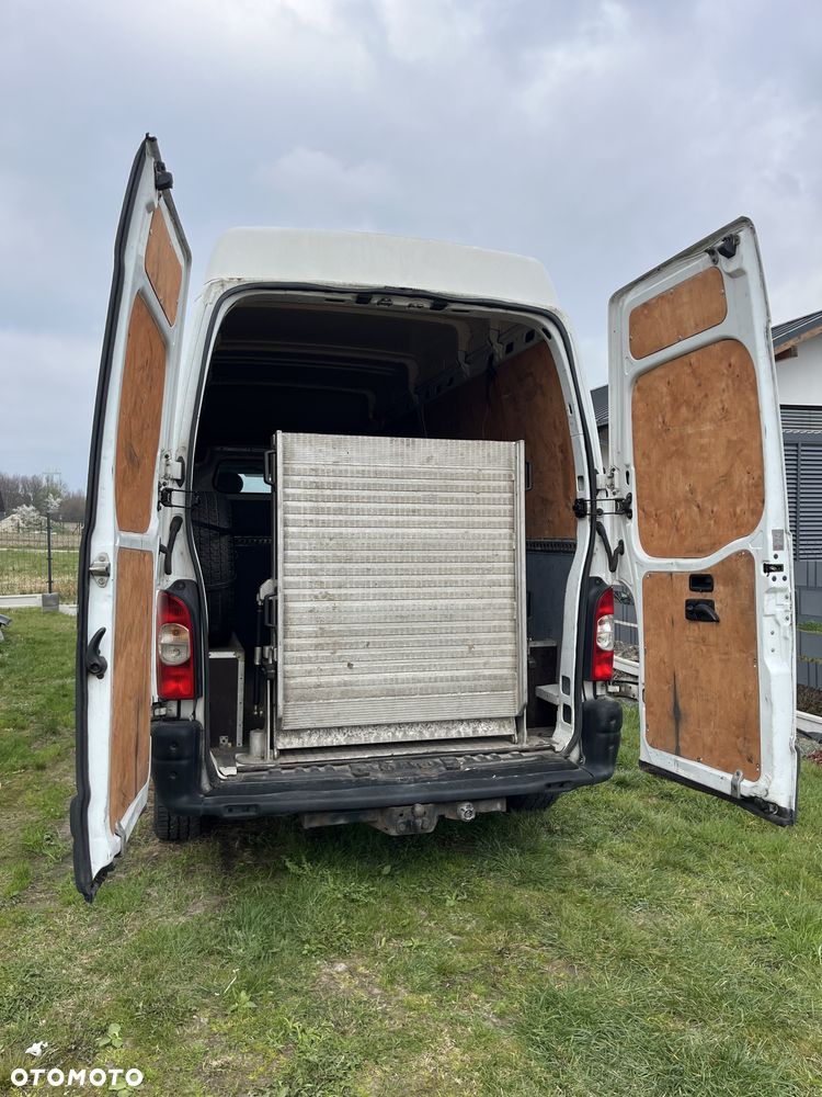 Nissan INTERSTAR - 18