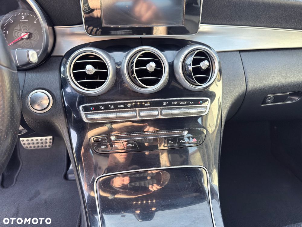 Mercedes-Benz Klasa C 220 (BlueTEC) d 7G-TRONIC AMG Line - 19