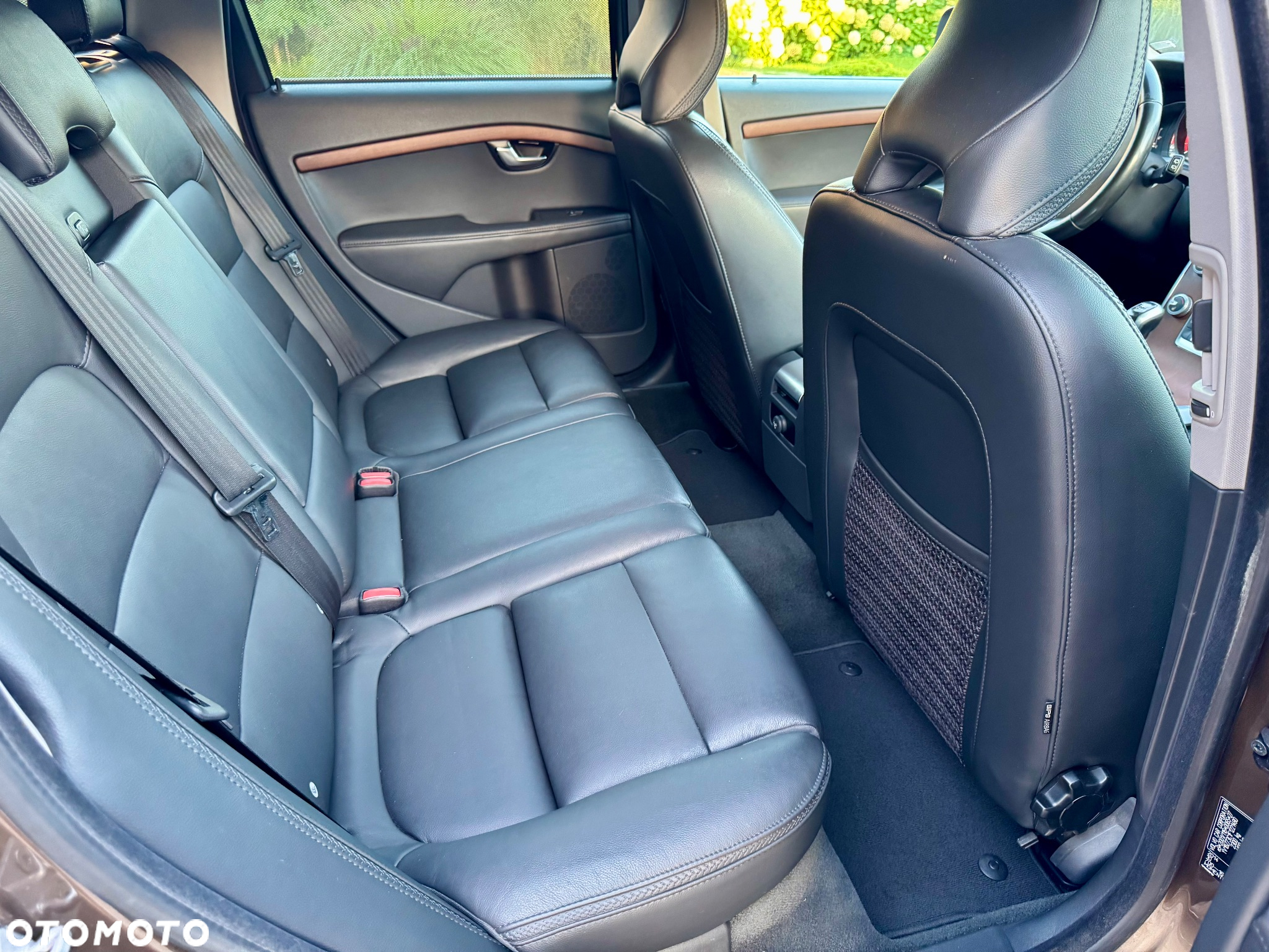 Volvo XC 70 D4 Momentum - 30