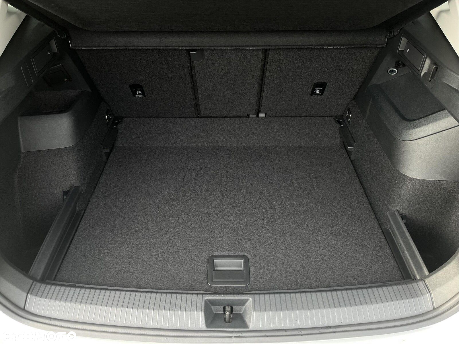 Volkswagen Tiguan - 39