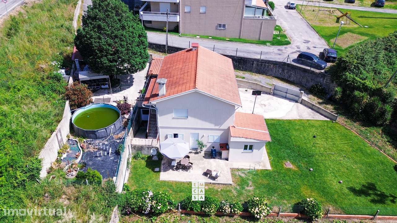 Terreno Urbano  Venda em Oliveira de Azeméis, Santiago de Riba-Ul, Ul, - Grande imagem: 2/29