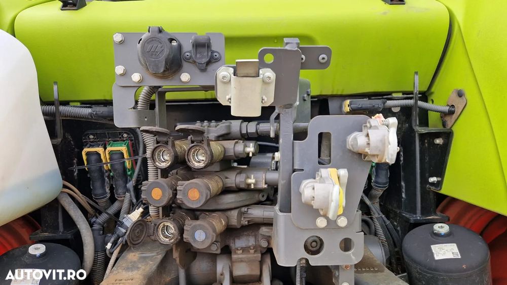 Claas ARION 420 MR TRACTOR AGRICOL - 27