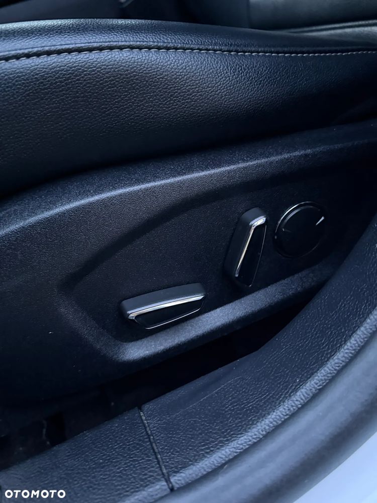 Ford Fusion - 19