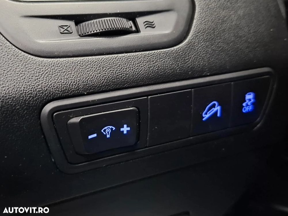 Hyundai Tucson blue 1.7 CRDi 2WD Style - 9