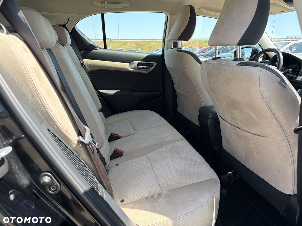 Lexus CT 200h Elegance EU6 - 10